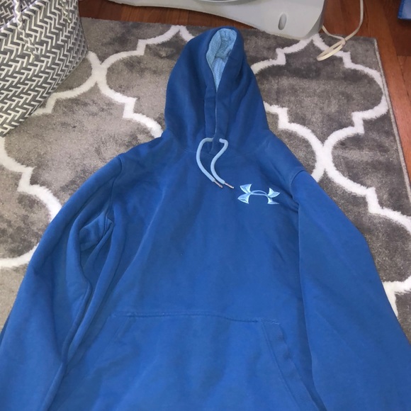 Under Armour Other - Under Armour Sweatshirt